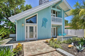 Cape Canaveral Cottage with Pool - Walk to Beach!, Cape Canaveral